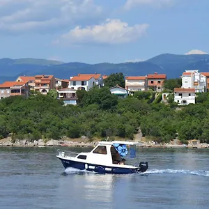 apartman-lana-omisalj.primorje-gorskikotar.com/